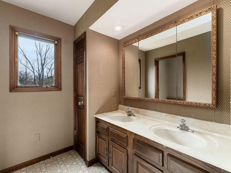 5605 Farms Drive, Columbus, OH 43213 Photo 25