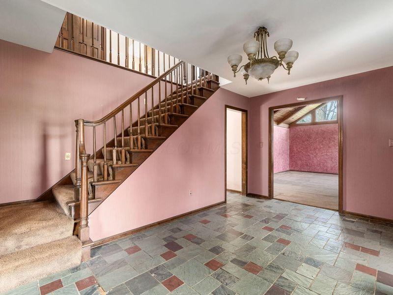 5605 Farms Drive, Columbus, OH 43213 Photo 6