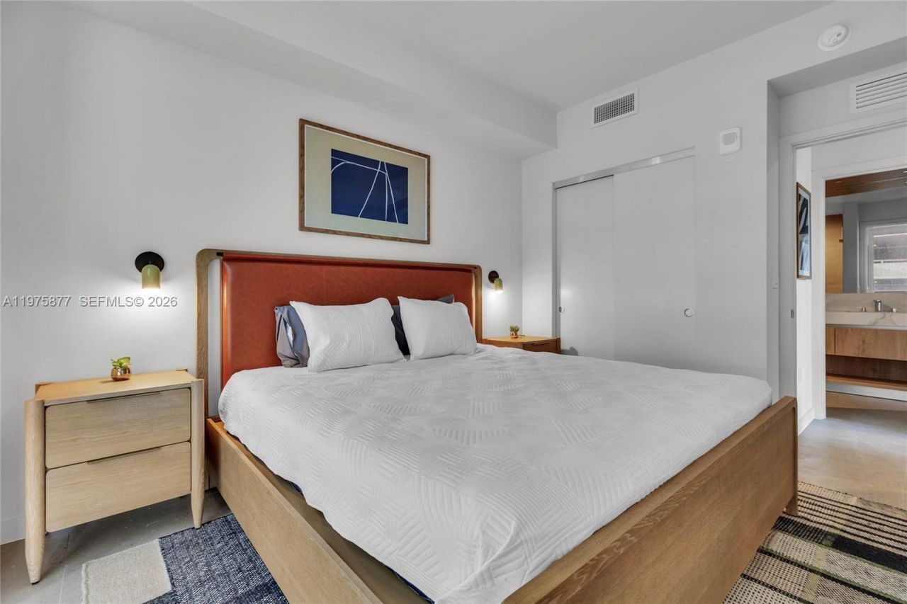 11 NE 6th St, Unit 407, Miami, FL 33132 Photo