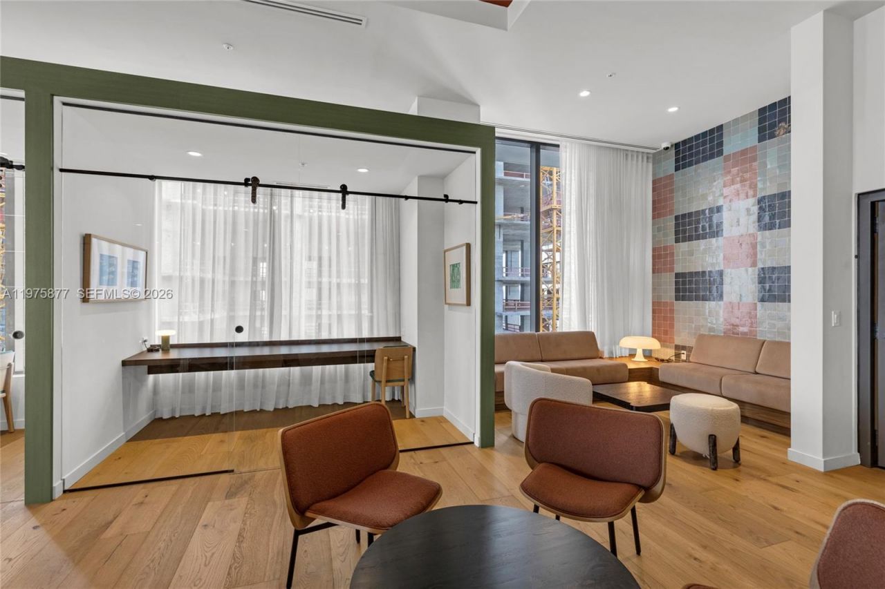 11 NE 6th St, Unit 407, Miami, FL 33132 Photo