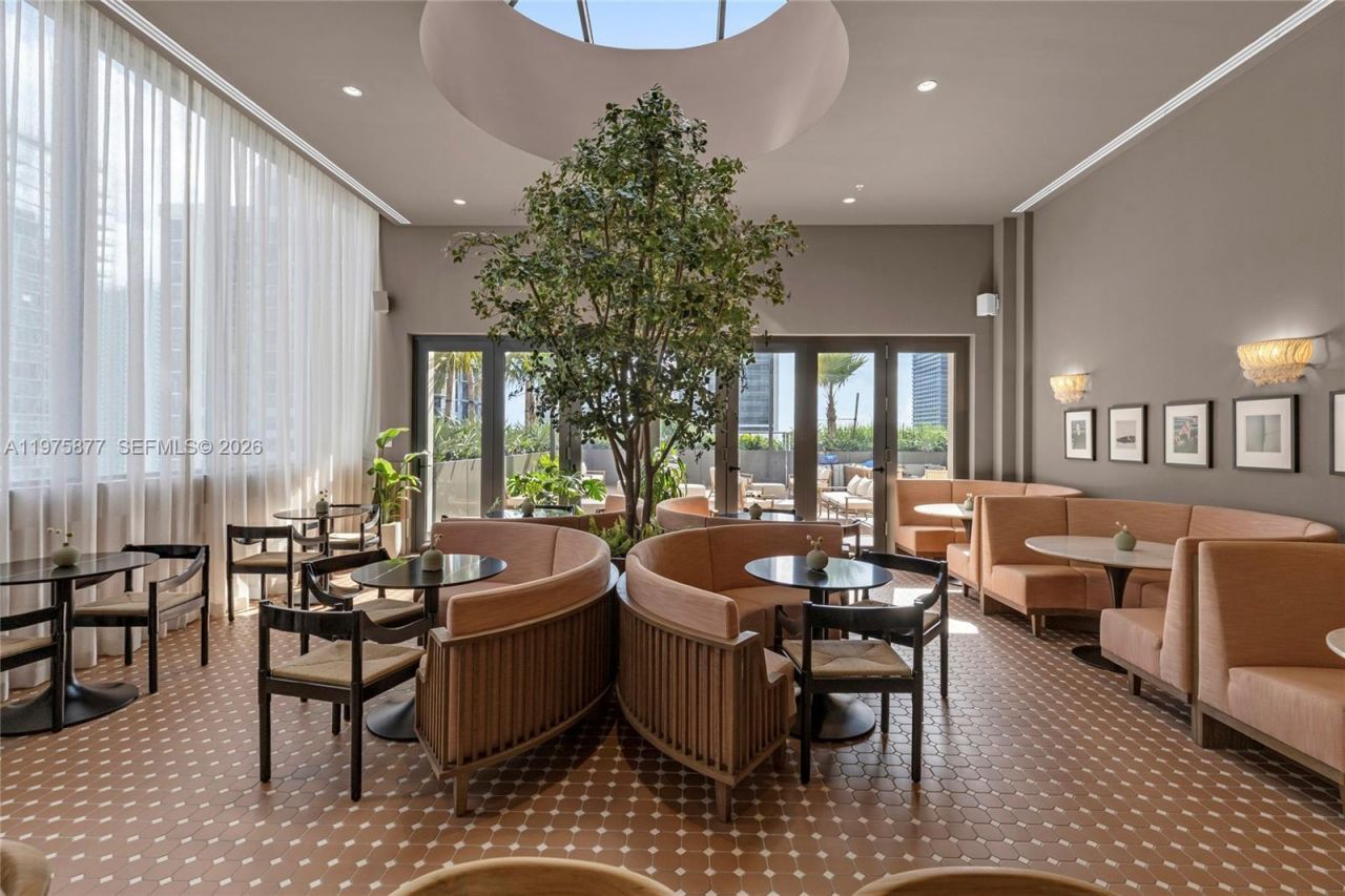 11 NE 6th St, Unit 407, Miami, FL 33132 Photo