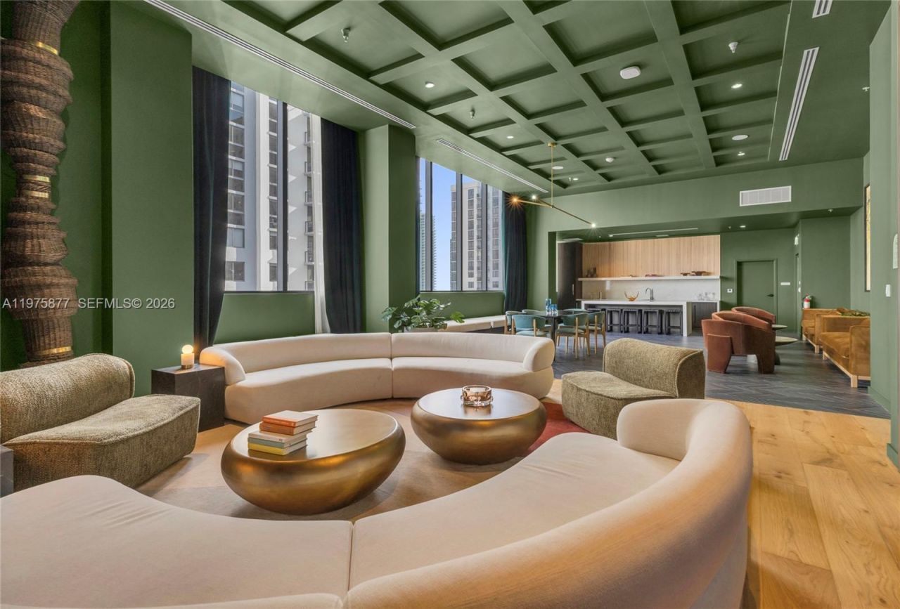 11 NE 6th St, Unit 407, Miami, FL 33132 Photo