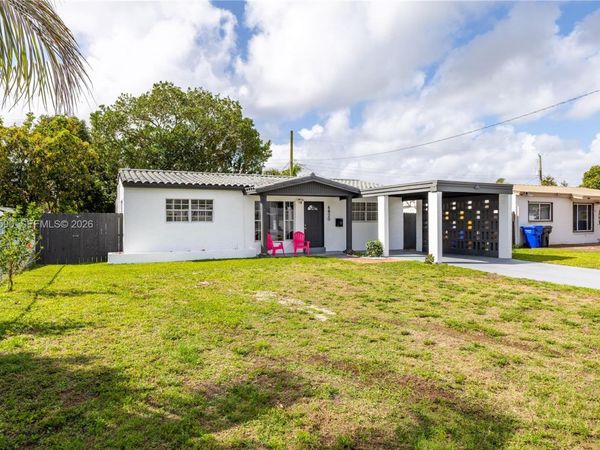 6820 Park St , Hollywood, FL 33024