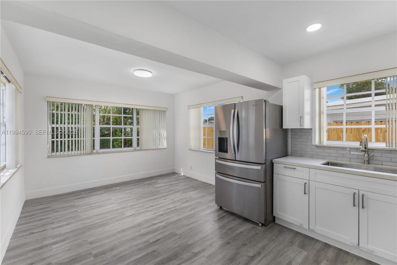 6820 Park St, Hollywood, FL 33024 Photo