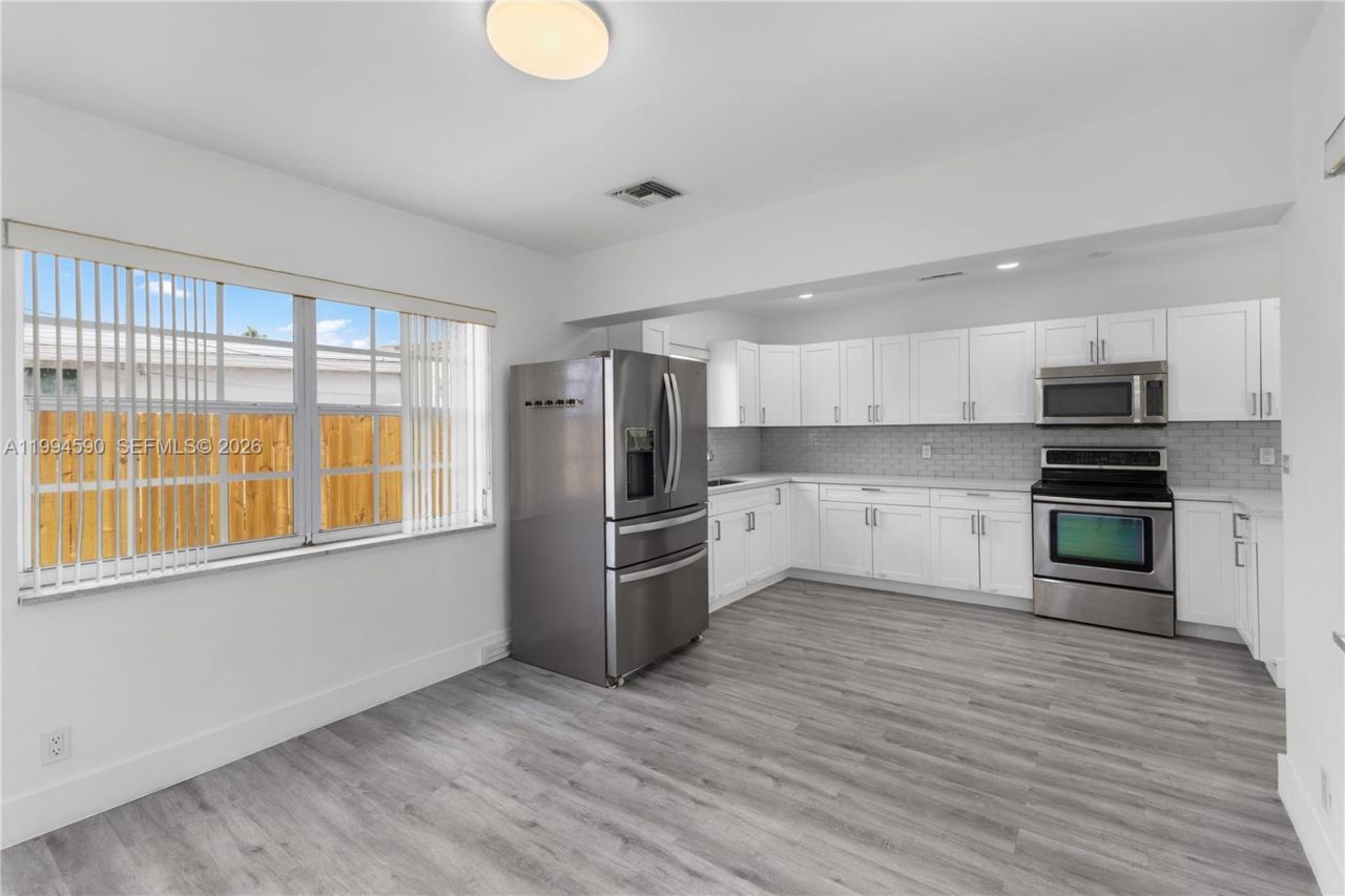 6820 Park St, Hollywood, FL 33024 Photo