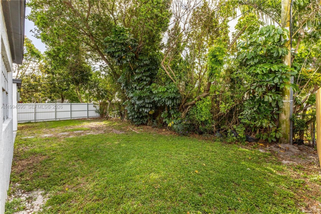 6820 Park St, Hollywood, FL 33024 Photo