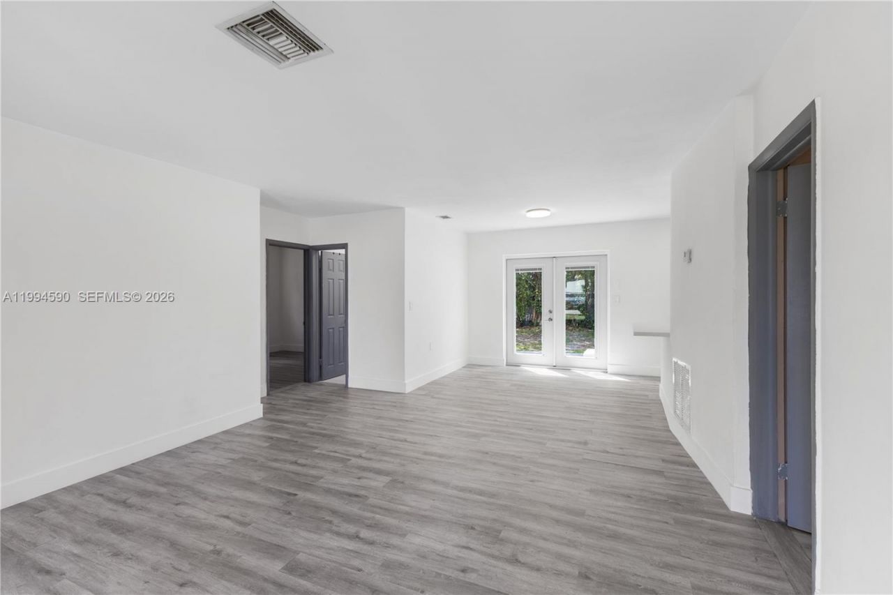 6820 Park St, Hollywood, FL 33024 Photo