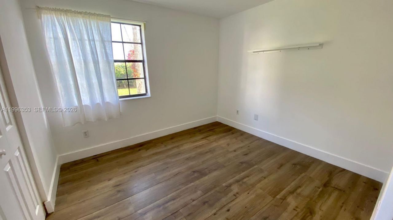 3552 Magellan Cir, Unit 126, Aventura, FL 33180 Photo