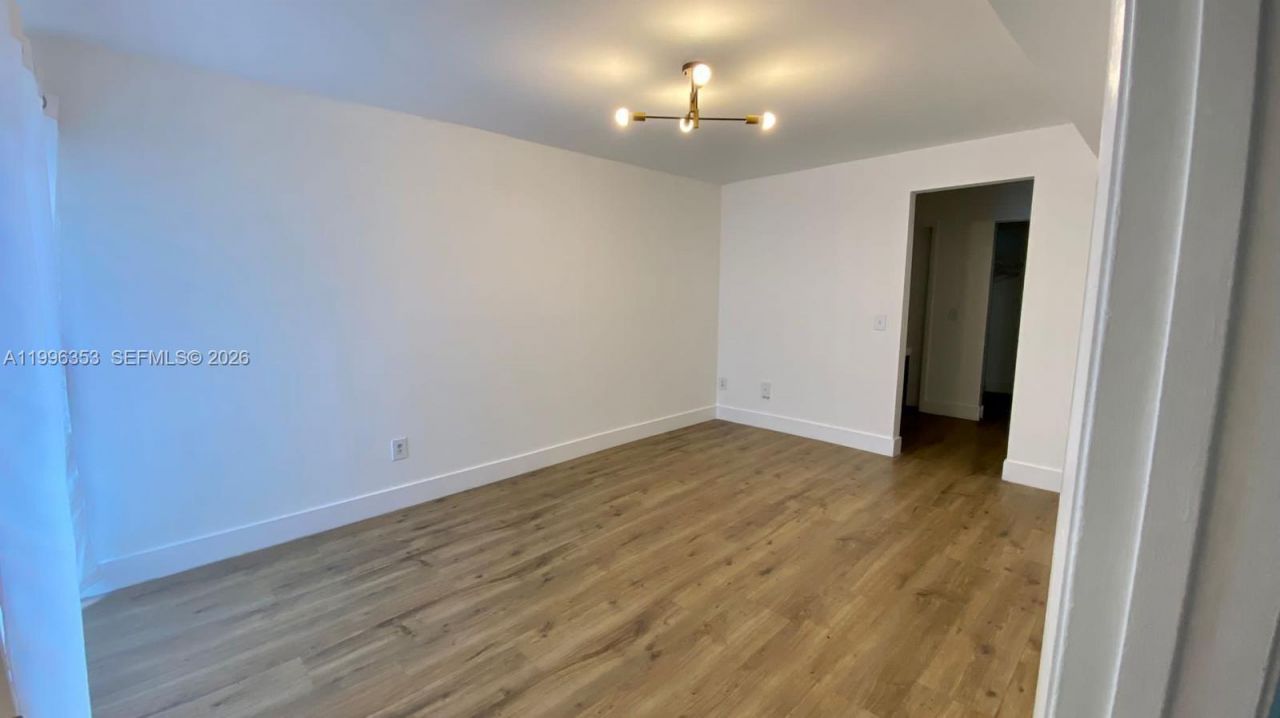 3552 Magellan Cir, Unit 126, Aventura, FL 33180 Photo