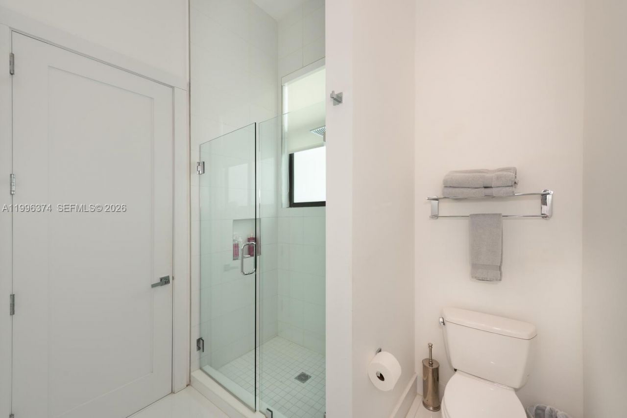 13145 Coronado Ln , North Miami, FL 33181 Photo