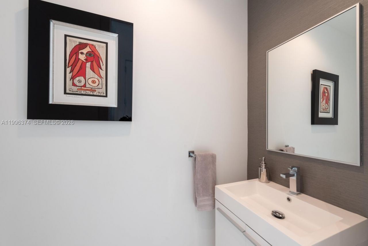 13145 Coronado Ln , North Miami, FL 33181 Photo