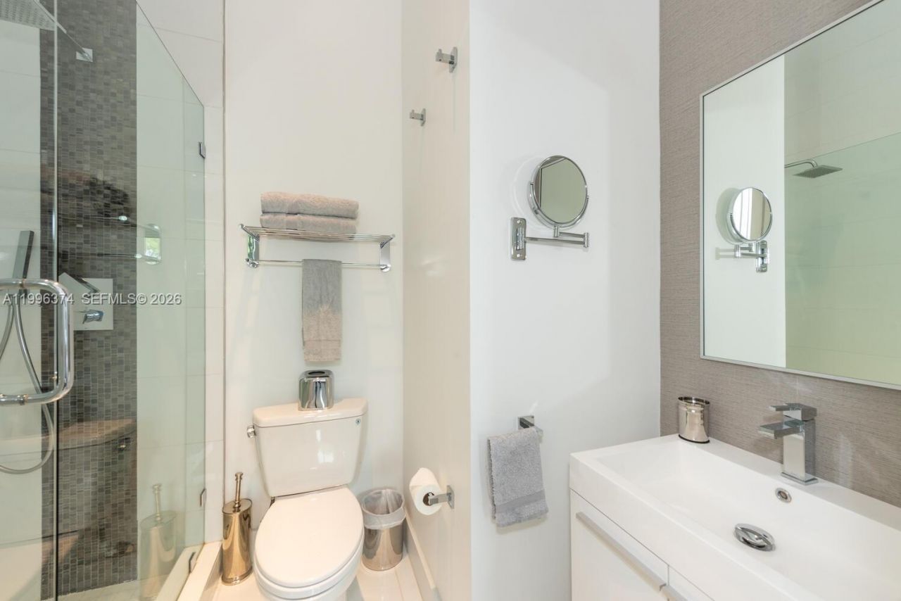 13145 Coronado Ln , North Miami, FL 33181 Photo