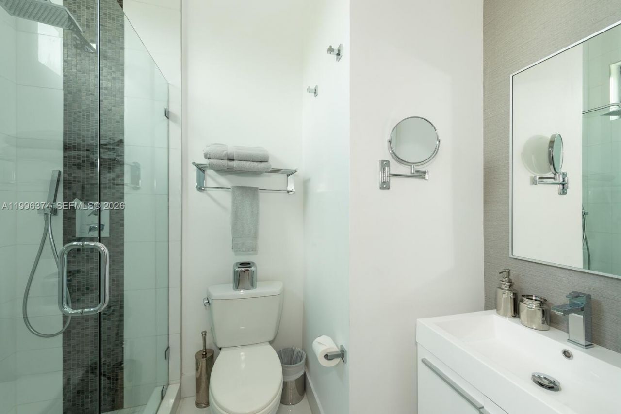 13145 Coronado Ln , North Miami, FL 33181 Photo