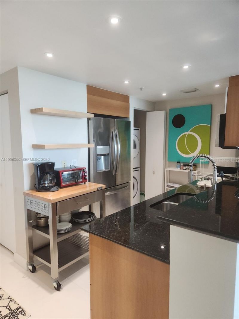 325 S Biscayne Blvd , Unit 2220, Miami, FL 33131 Photo