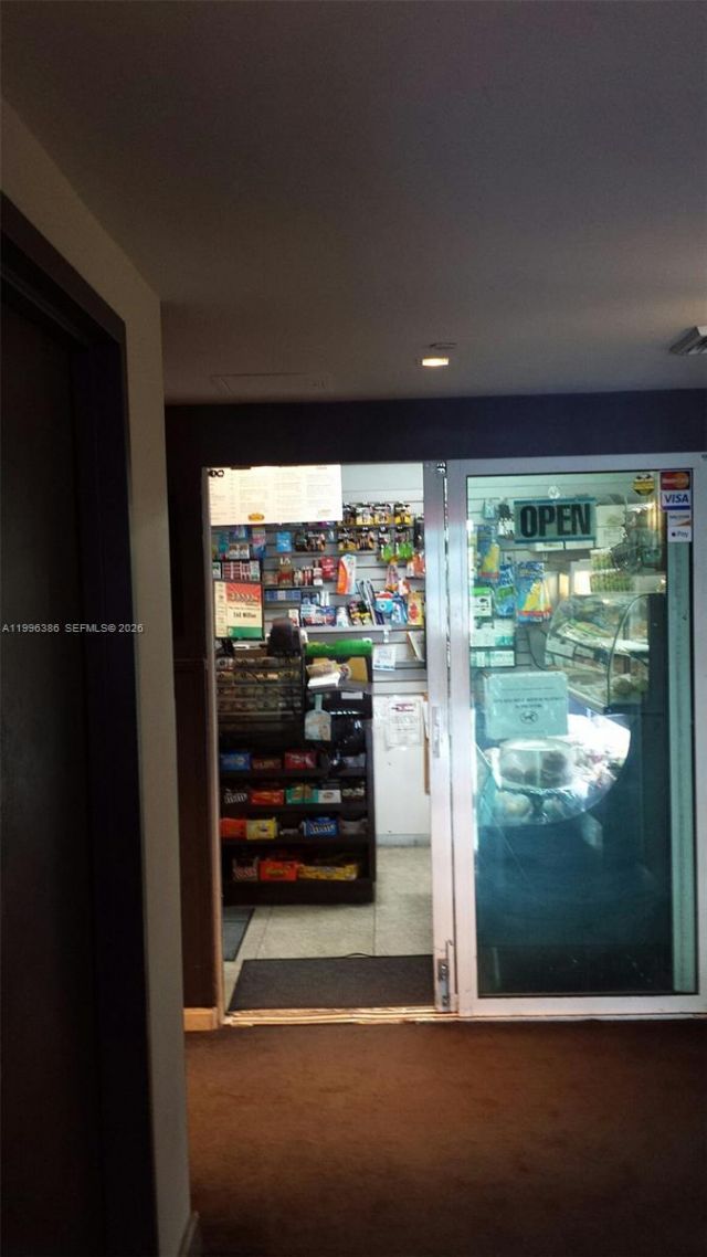 325 S Biscayne Blvd , Unit 2220, Miami, FL 33131 Photo