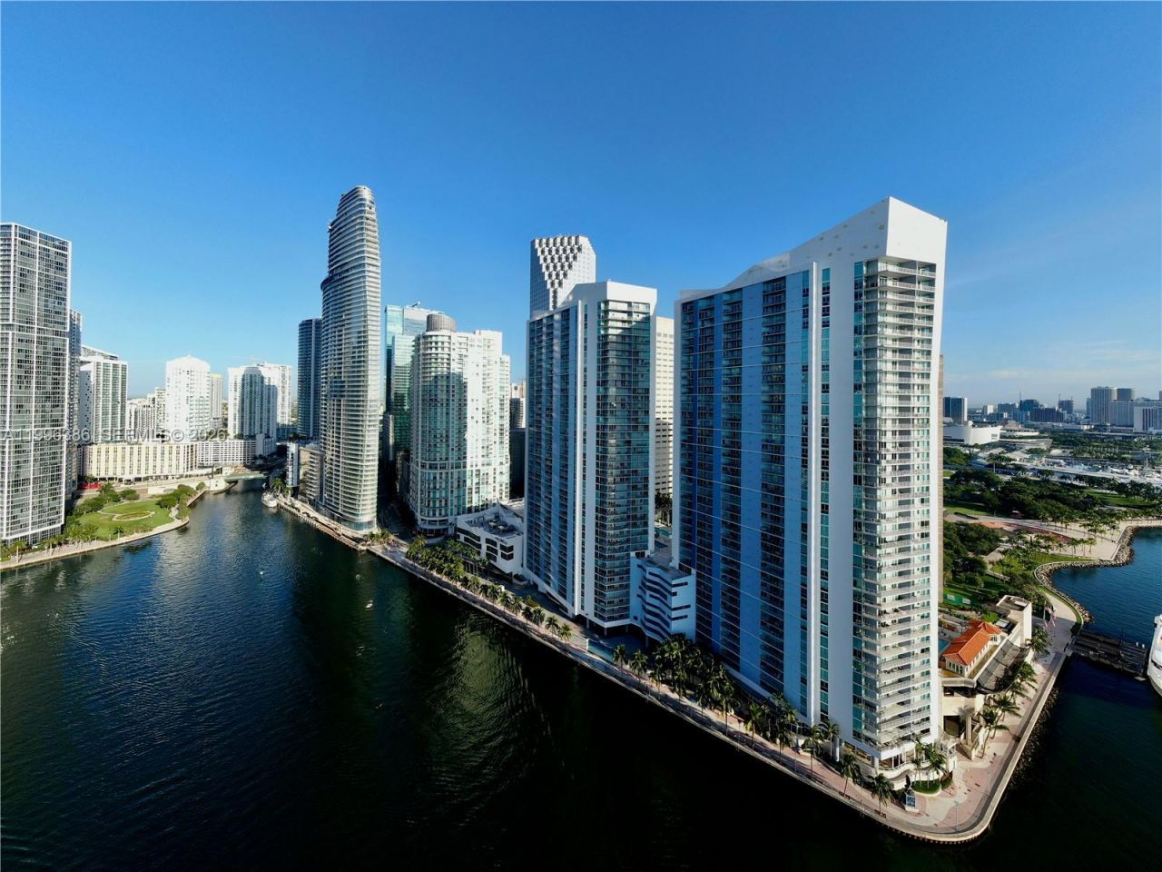 325 S Biscayne Blvd , Unit 2220, Miami, FL 33131 Photo