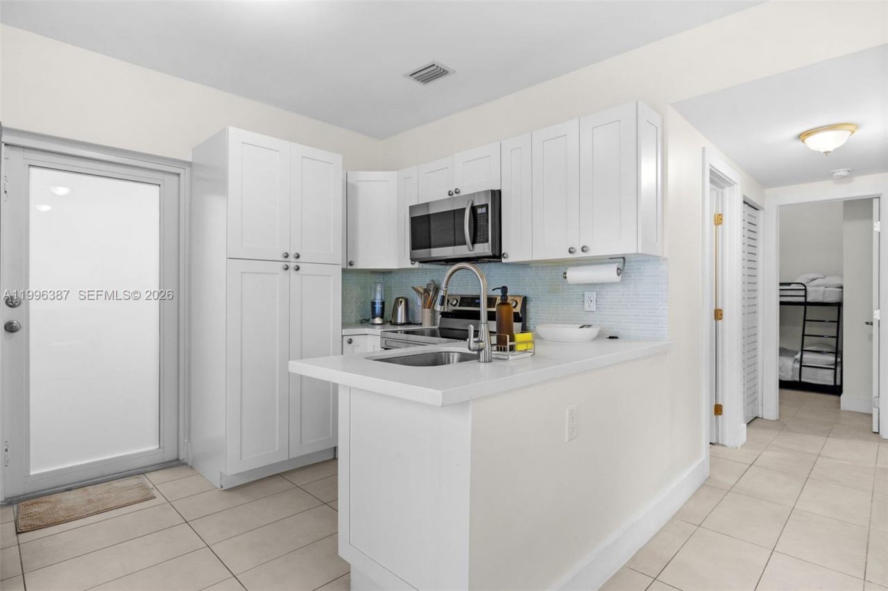 1286 NE 109th St, Unit 1, Miami, FL 33161 Photo