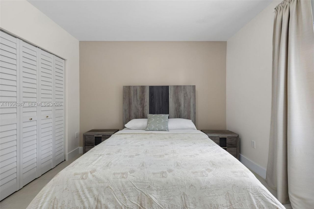 1286 NE 109th St, Unit 1, Miami, FL 33161 Photo