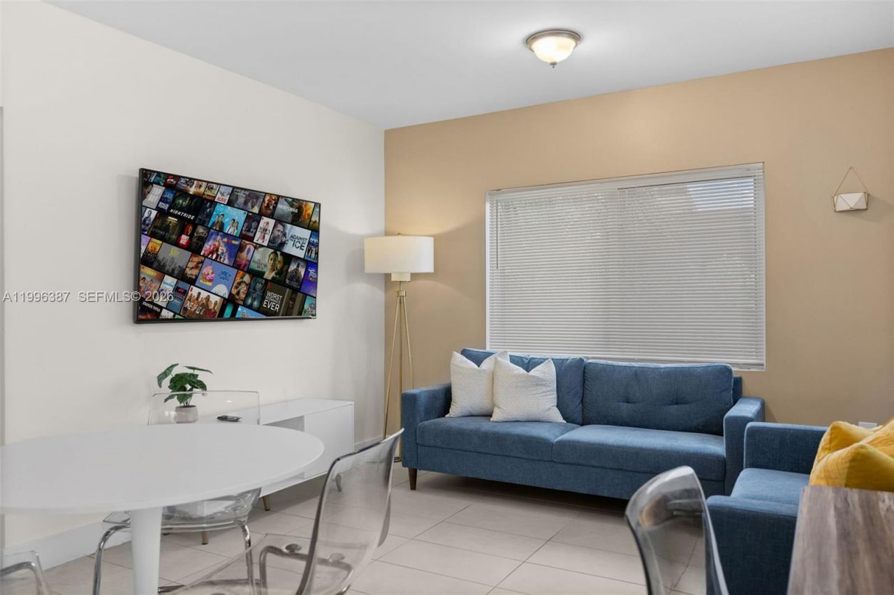 1286 NE 109th St, Unit 1, Miami, FL 33161 Photo
