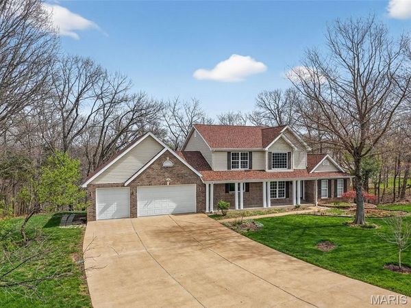 3848 Rooster Ridge Lane, Defiance, MO 63341