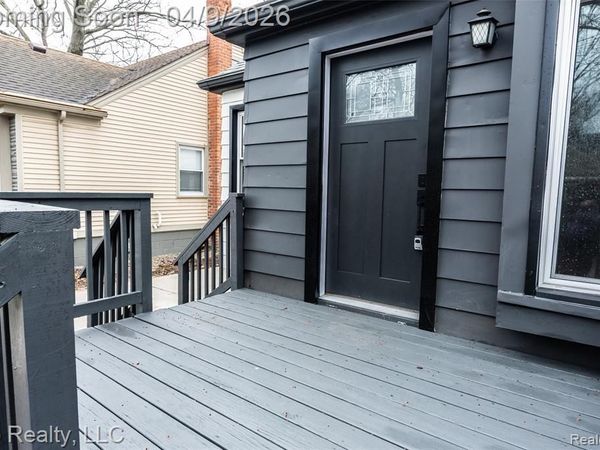 923 Gardendale Street, Ferndale, MI 48220