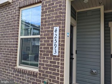 42593 BURBANK TERRACE, STERLING, VA 20166