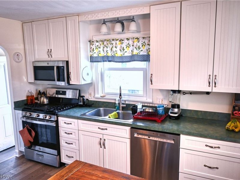 94 N 5th Street, Rittman, OH 44270 Photo 3