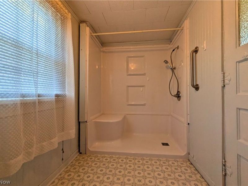 7538 Wolfes Crossing Road SE, Gnadenhutten, OH 44629 Photo 15