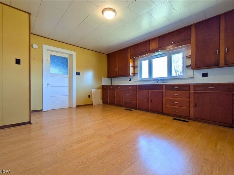 7538 Wolfes Crossing Road SE, Gnadenhutten, OH 44629 Photo 8