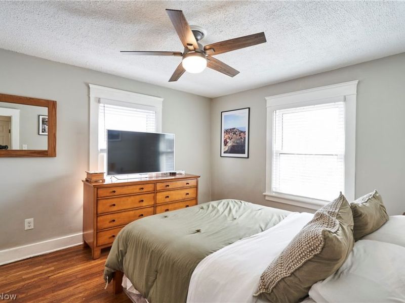 2111 Wascana Avenue , Lakewood, OH 44107 Photo 17