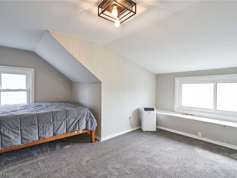 2111 Wascana Avenue , Lakewood, OH 44107 Photo 24