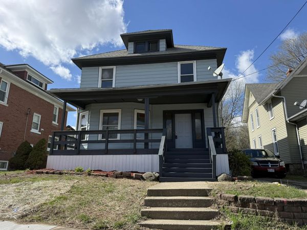 928 North Avenue, ROCKFORD, IL 61103