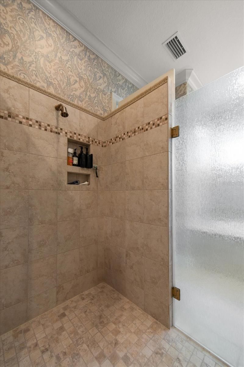 305 Eastleigh Drive, Belleair, FL 33756 Photo