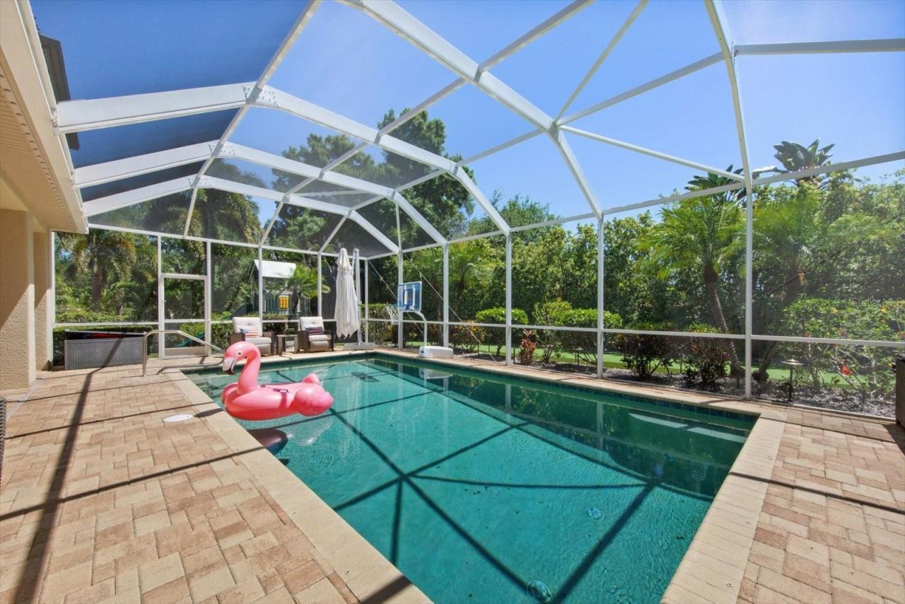 305 Eastleigh Drive, Belleair, FL 33756 Photo