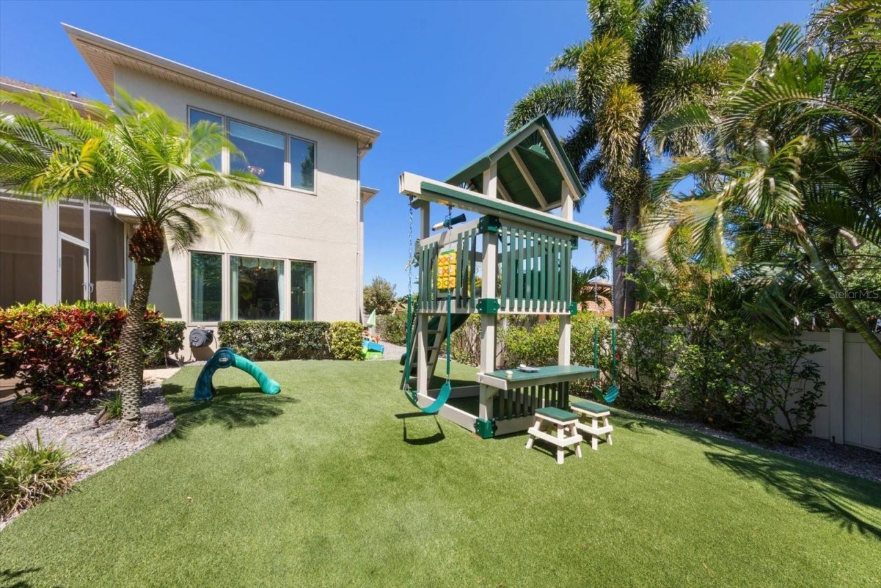 305 Eastleigh Drive, Belleair, FL 33756 Photo