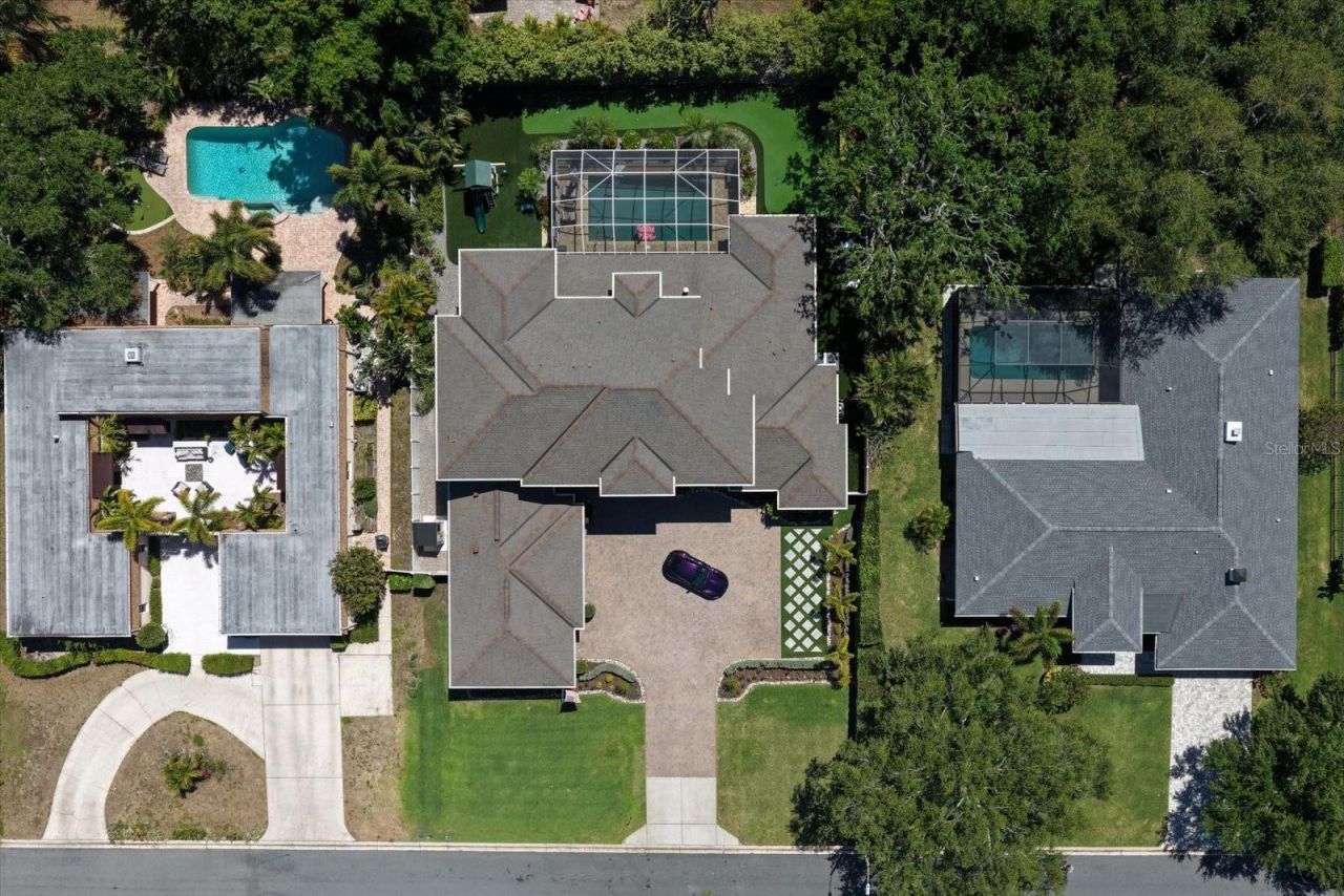 305 Eastleigh Drive, Belleair, FL 33756 Photo