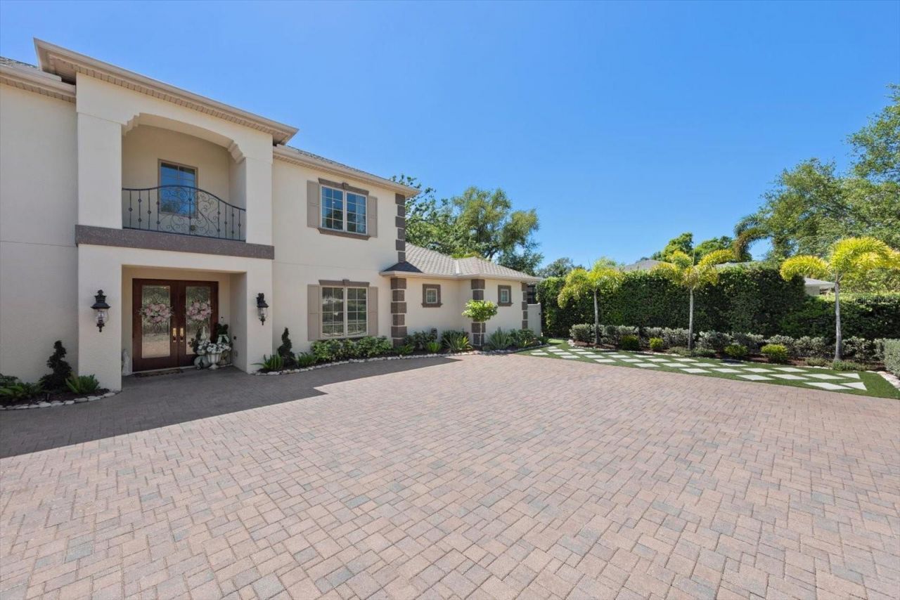 305 Eastleigh Drive, Belleair, FL 33756 Photo