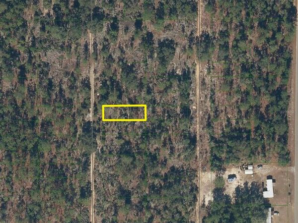 132 PINE WAY , INTERLACHEN, FL 32148