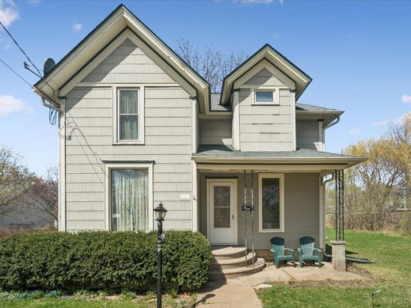 511 2nd Ave NW , Mt Vernon, IA 52314