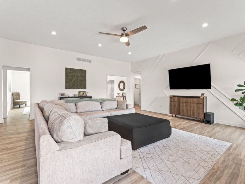 5775 Swan Drive, Clayton, OH 45315 Photo 21