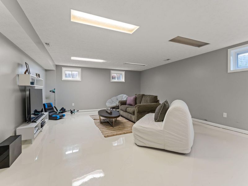 5775 Swan Drive, Clayton, OH 45315 Photo 68