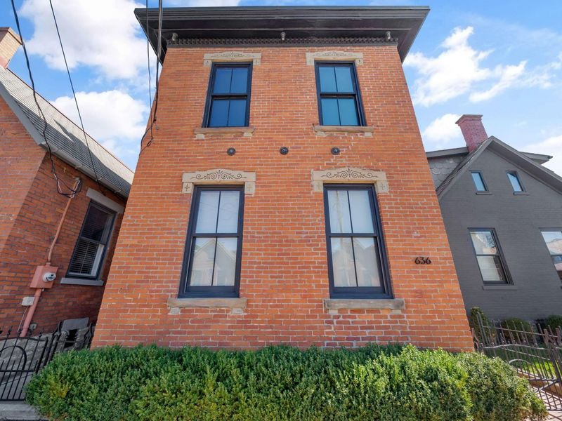 636 Mohawk Street, Columbus, OH 43206 Photo 2