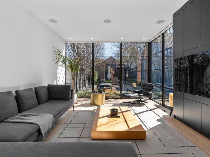 636 Mohawk Street, Columbus, OH 43206 Photo 5