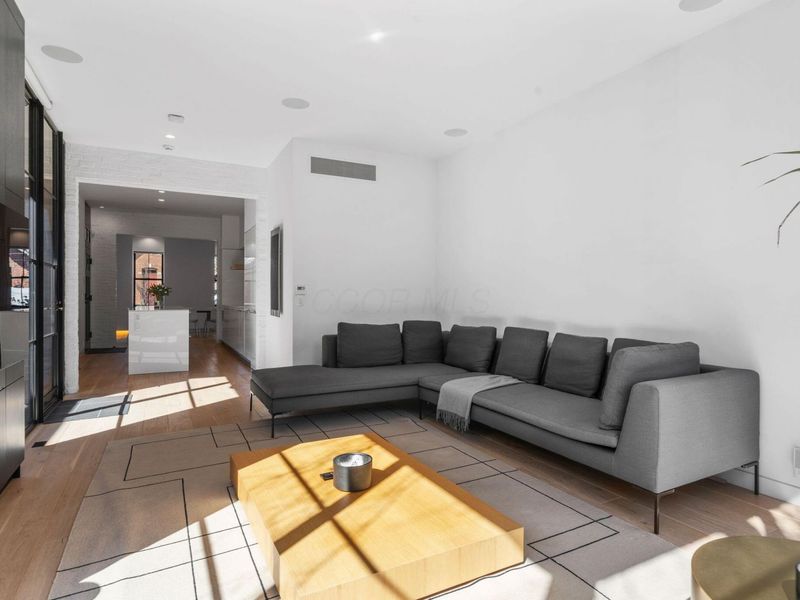 636 Mohawk Street, Columbus, OH 43206 Photo 9