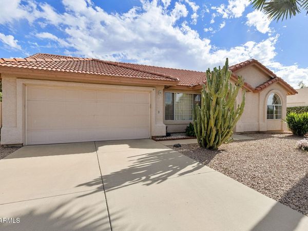 10313 E NAVAJO Place, Sun Lakes, AZ 85248