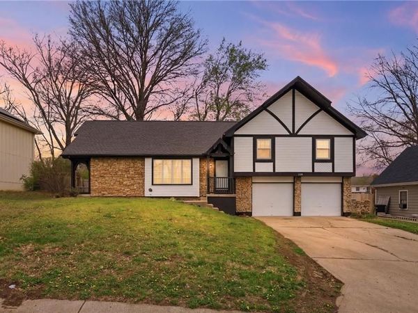 6608 E 124TH Street, Grandview, MO 64030