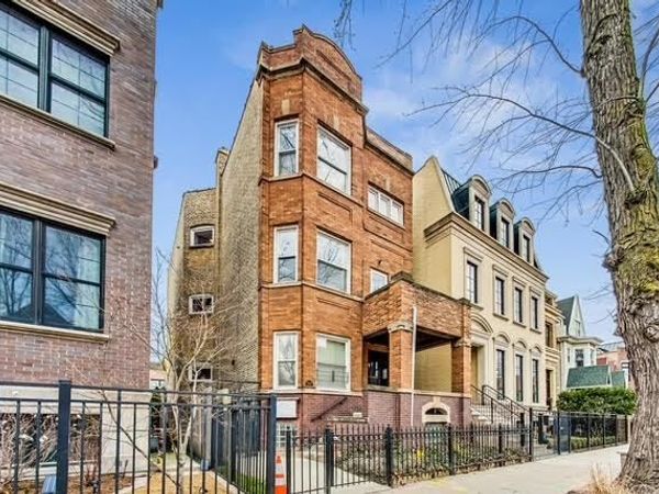 3704 N Janssen Avenue , Unit 1, Chicago, IL 60613