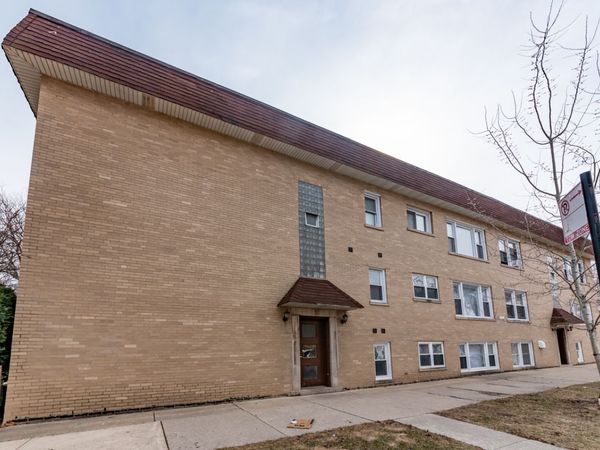 3058 N Kostner Avenue , Unit 1E, Chicago, IL 60641