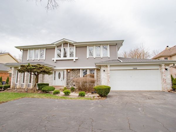 1900 LANDWEHR Road , Northbrook, IL 60062