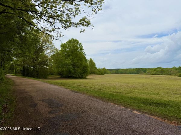 4303 SW Jordan Drive, Smithdale, MS 39664
